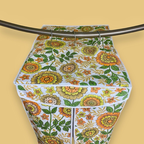 v i n t a g e :: MCM Floral Vinyl Hanging Closet Dress Storage - Picture 9 of 15